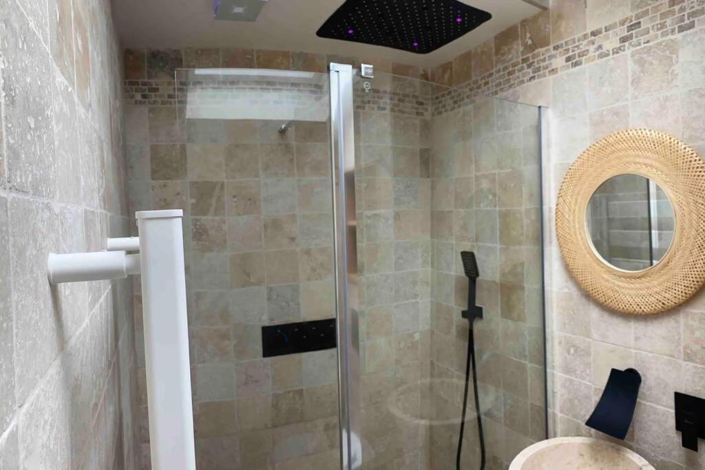 L'Entrenous Apartment Charmes  Luaran gambar